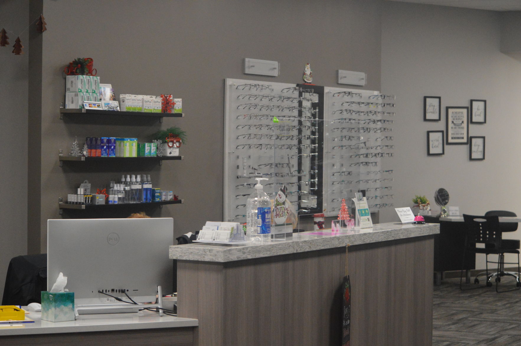 Mootz Eye Clinic front desk
